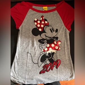Disney Minnie Mouse Red and Gray Short Sleeve Tee